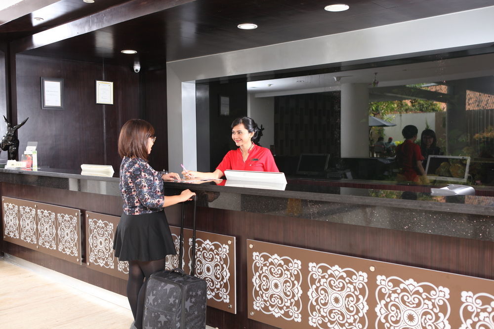 Luxury Malioboro Hotel Yogyakarta Exterior foto